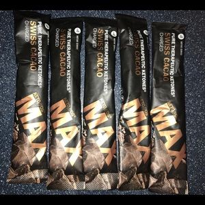 Prüvit Ketones